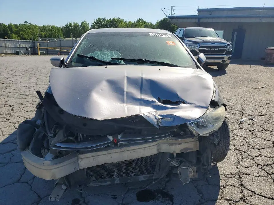 2014 DODGE DART SE  