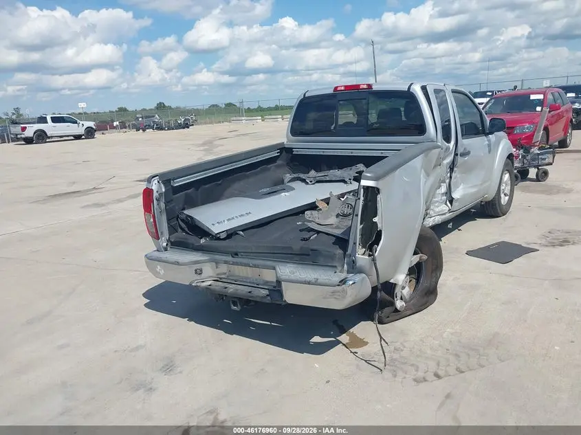 2012 NISSAN FRONTIER SV