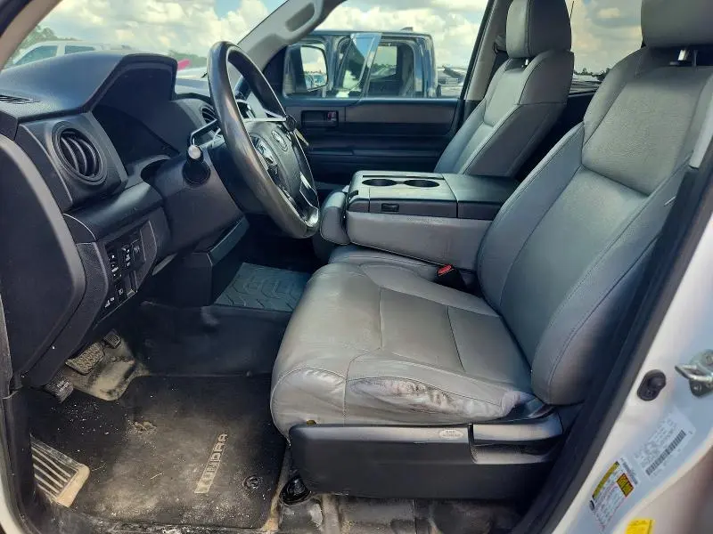 2020 TOYOTA TUNDRA SR  