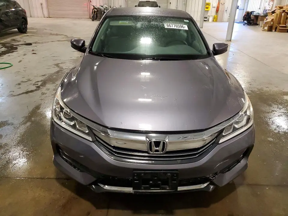 2017 HONDA ACCORD LX  