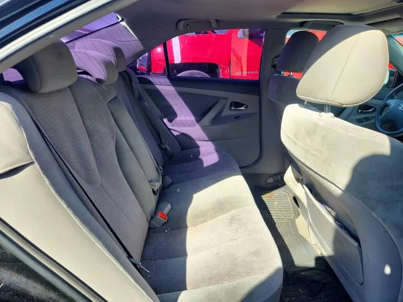2011 TOYOTA CAMRY LE  