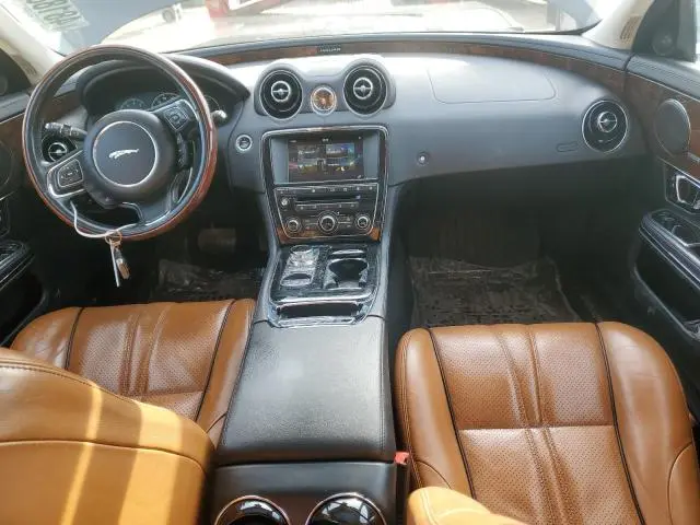 2016 JAGUAR XJ   