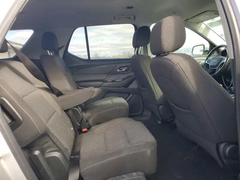 2020 CHEVROLET TRAVERSE LT  