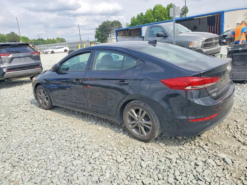 2017 HYUNDAI ELANTRA SE  