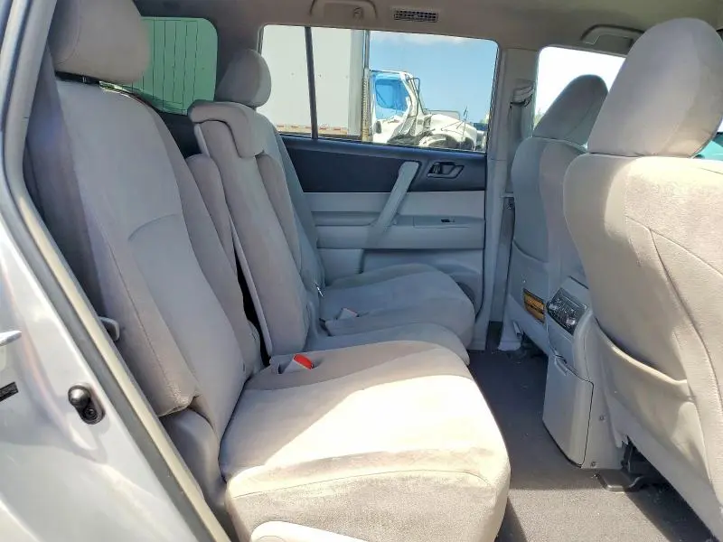 2013 TOYOTA HIGHLANDER BASE  