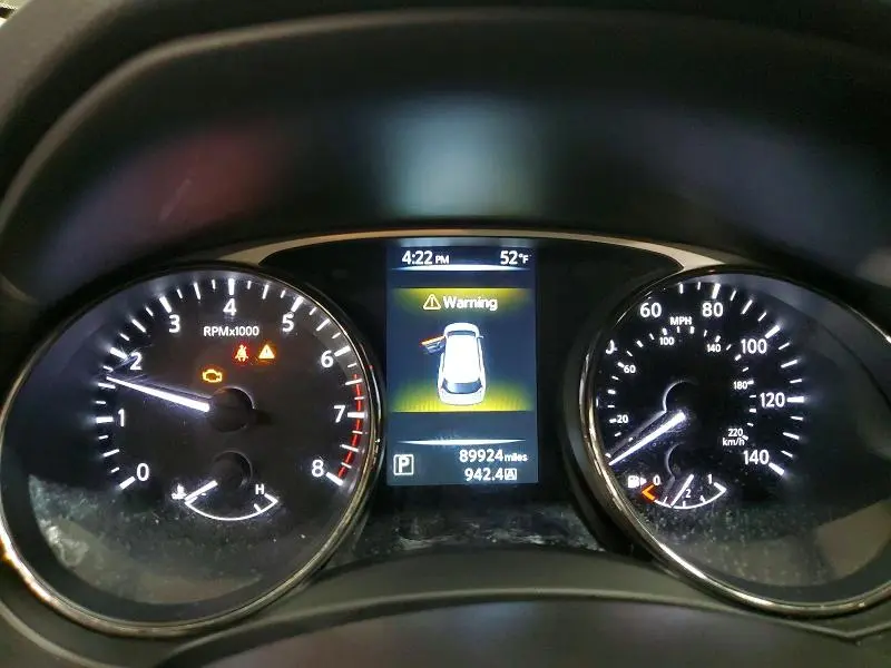 2016 NISSAN ROGUE S  