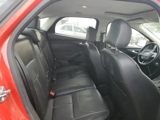 2016 FORD FOCUS SE  