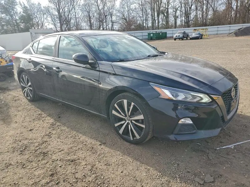 2020 NISSAN ALTIMA SR  