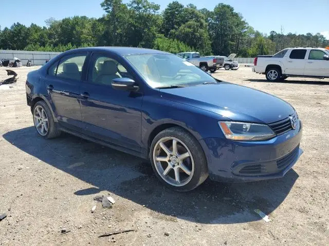2012 VOLKSWAGEN JETTA SE  