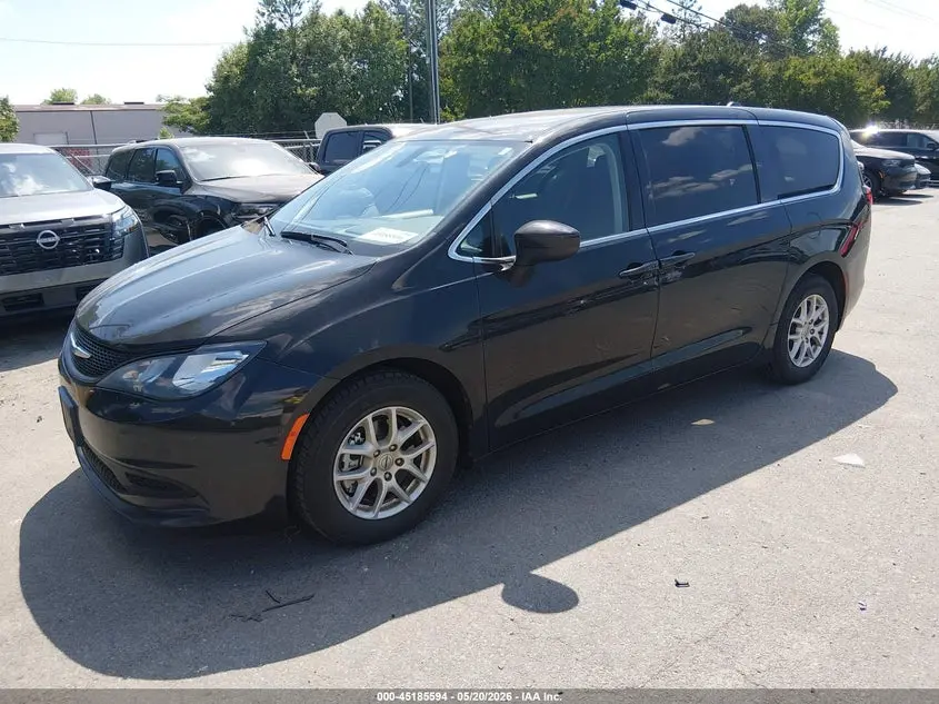 2021 CHRYSLER VOYAGER LX