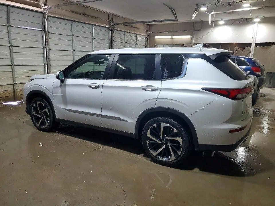 2022 MITSUBISHI OUTLANDER ES  