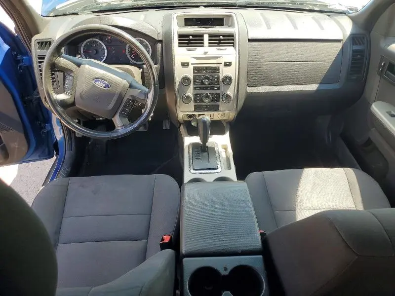 2011 FORD ESCAPE XLT  