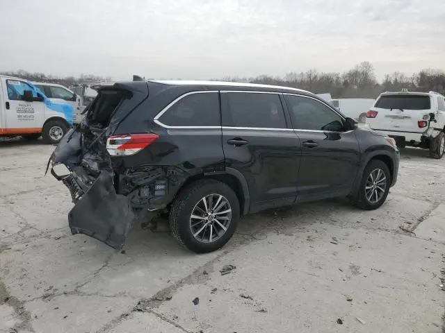 2018 TOYOTA HIGHLANDER SE