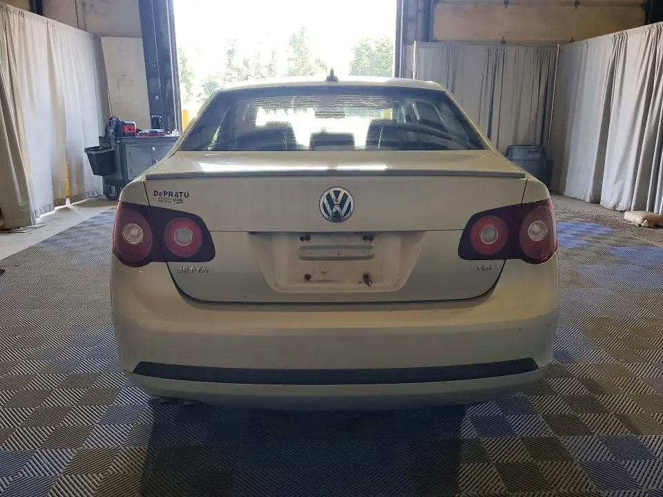 2010 VOLKSWAGEN JETTA TDI  