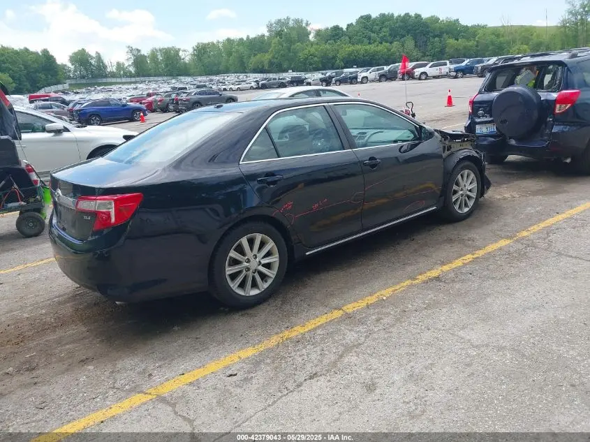 2012 TOYOTA CAMRY XLE