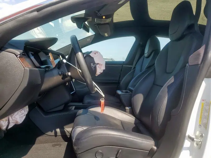 2020 TESLA MODEL S