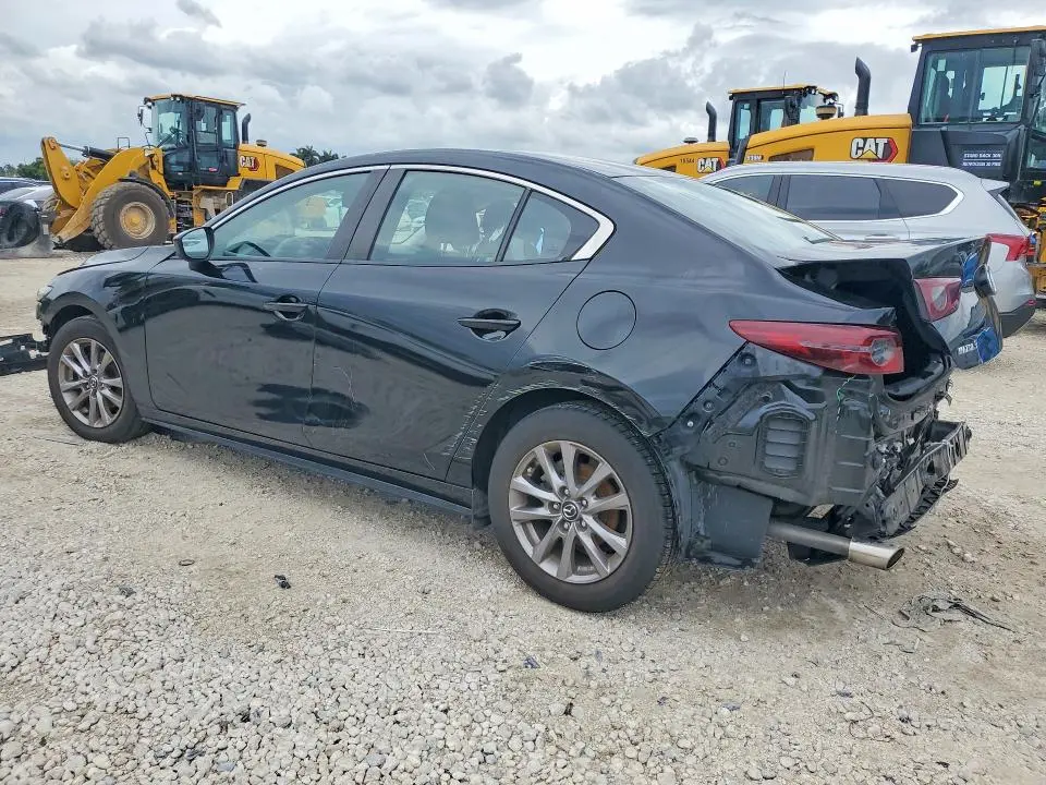 2021 MAZDA 3   
