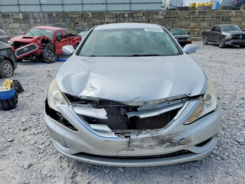 2012 HYUNDAI SONATA GLS  