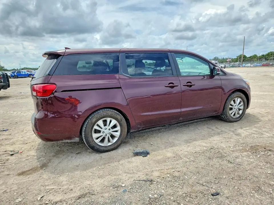 2017 KIA SEDONA LX  