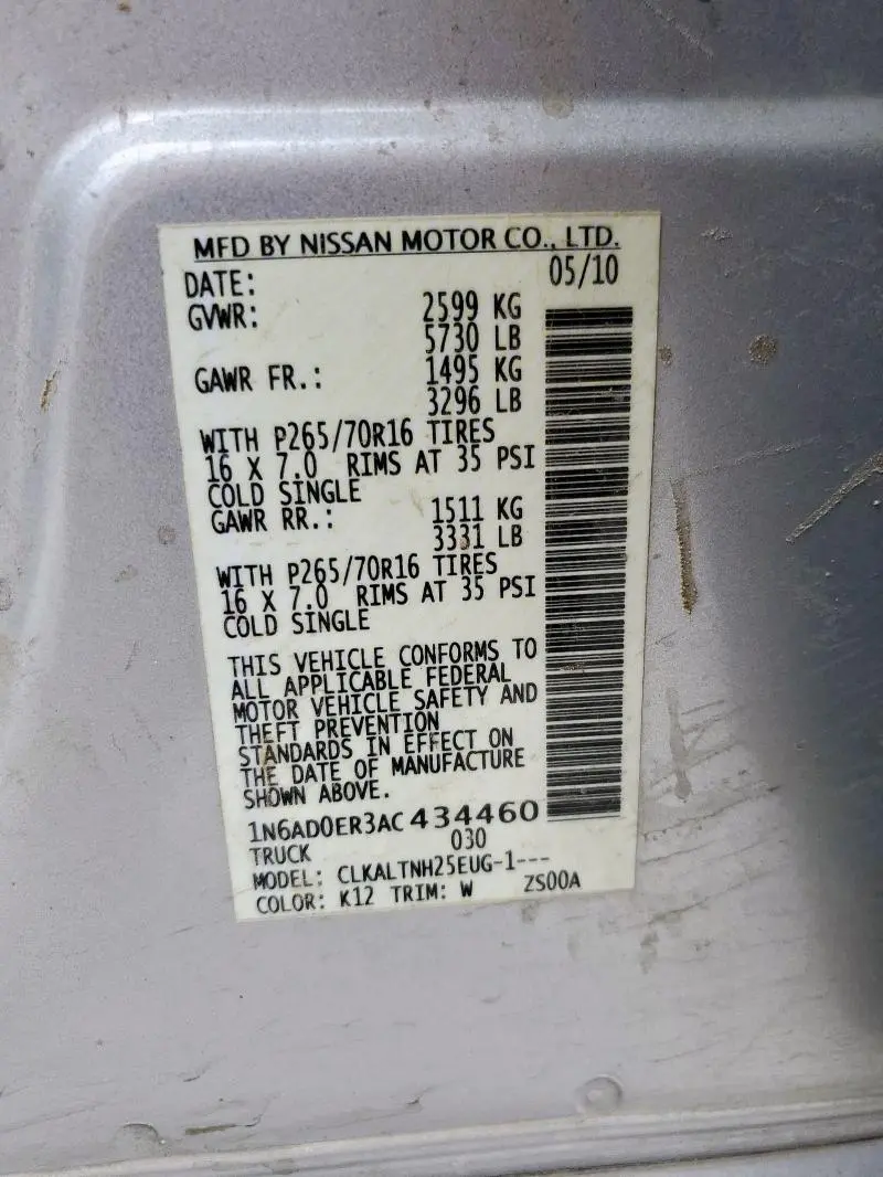 2010 NISSAN FRONTIER CREW CAB SE  