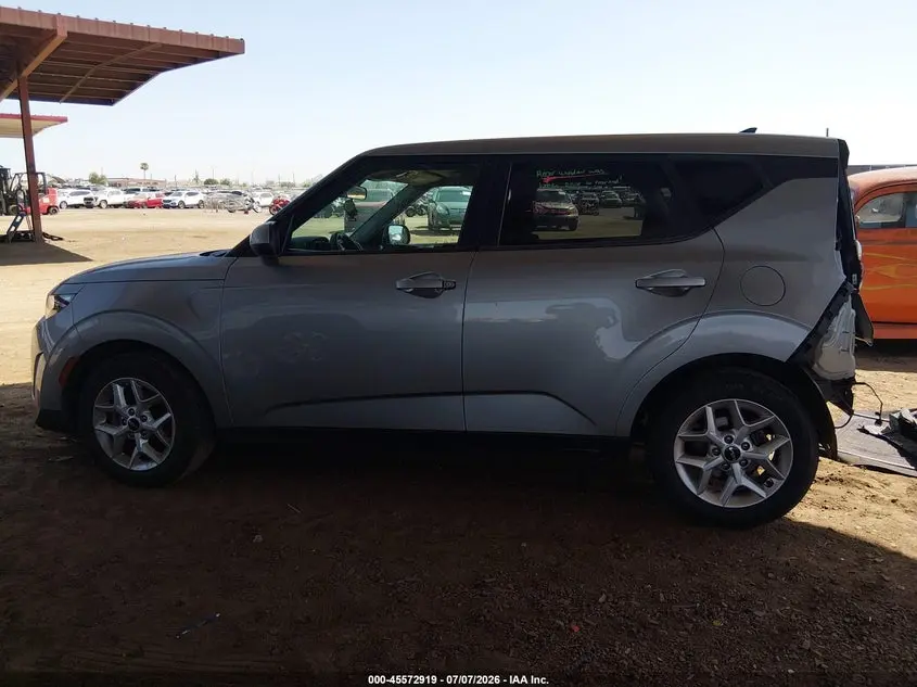2023 KIA SOUL LX