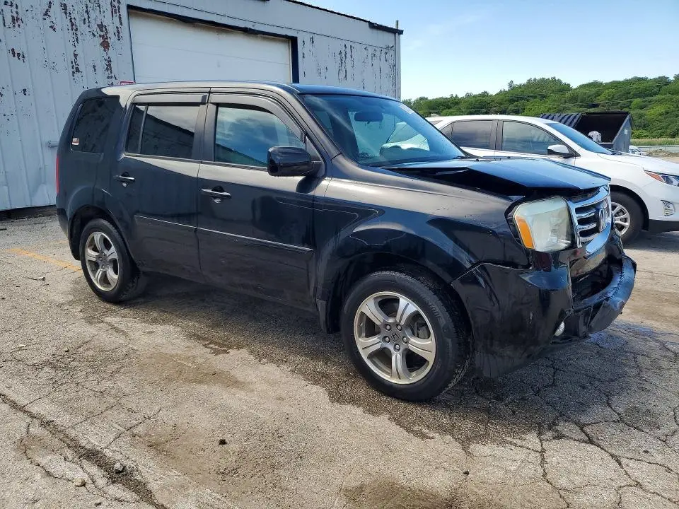 2015 HONDA PILOT SE  