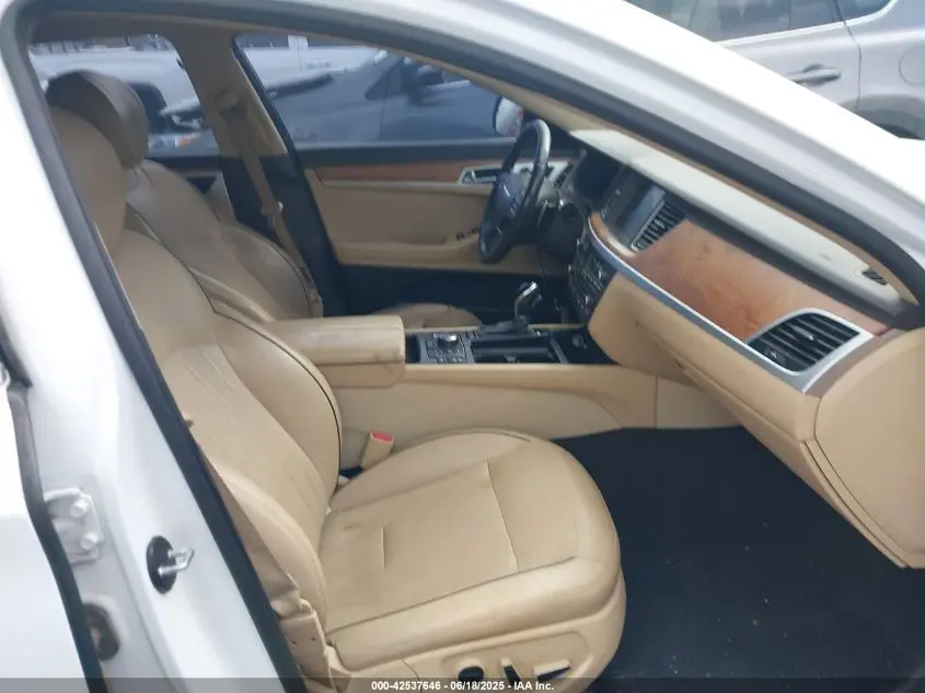 2015 HYUNDAI GENESIS 3.8