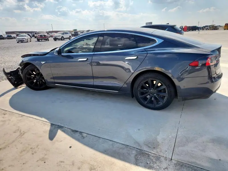 2015 TESLA MODEL S 70D  