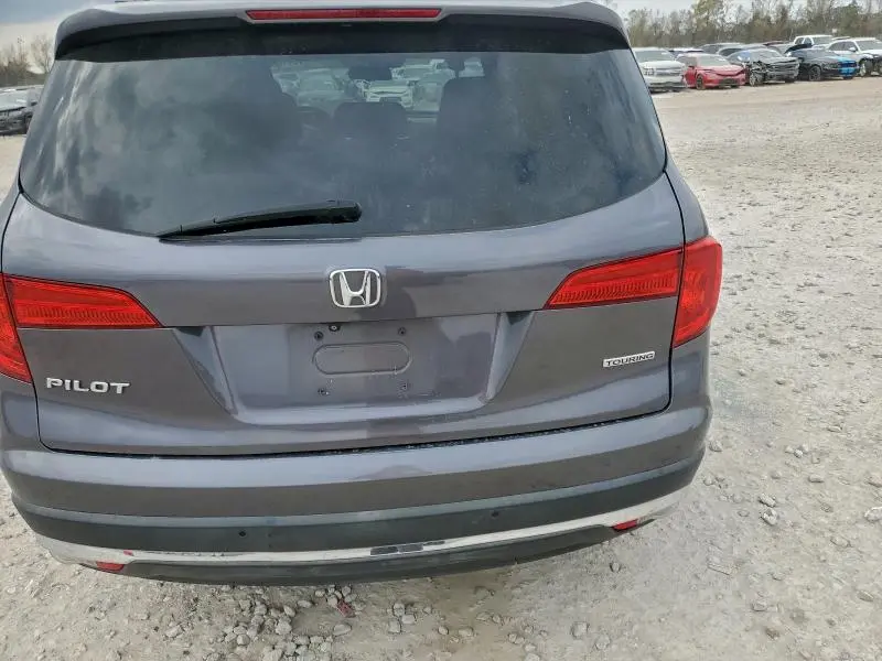 2017 HONDA PILOT TOURING  