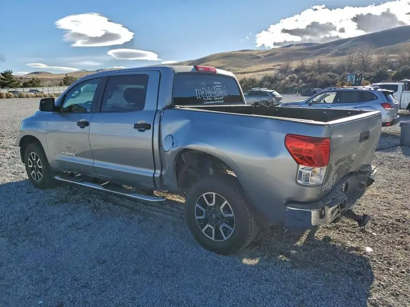 2013 TOYOTA TUNDRA CREWMAX SR5  
