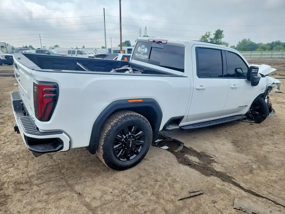 2026 GMC SIERRA K2500 AT4  