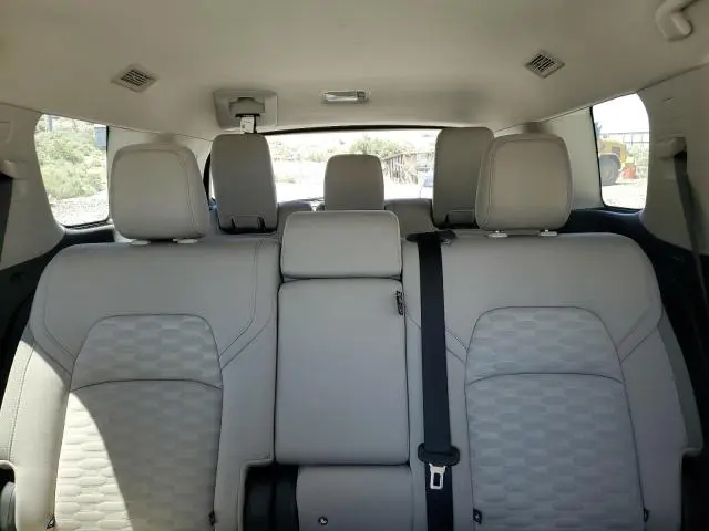 2023 NISSAN PATHFINDER SV  