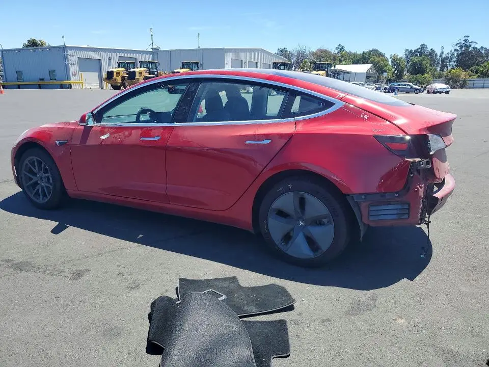2018 TESLA MODEL 3   