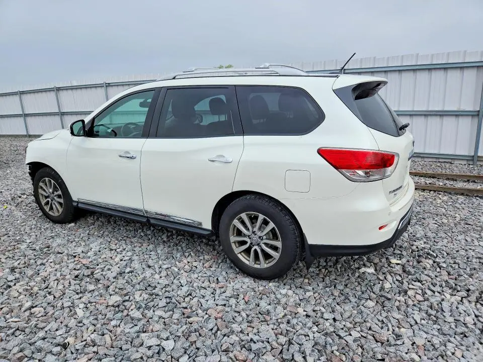2015 NISSAN PATHFINDER SL  