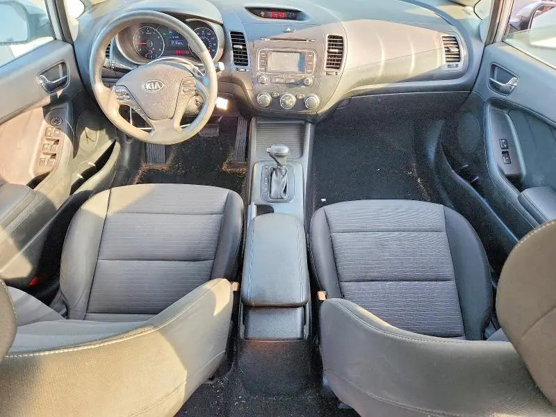 2016 KIA FORTE LX  