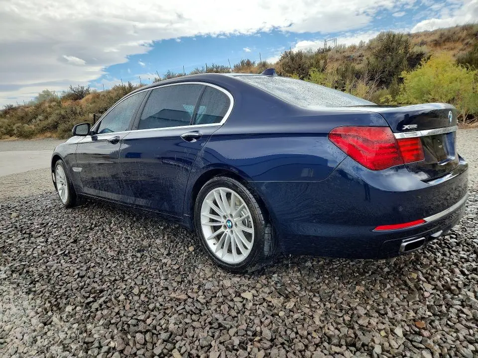 2014 BMW 750 LXI  