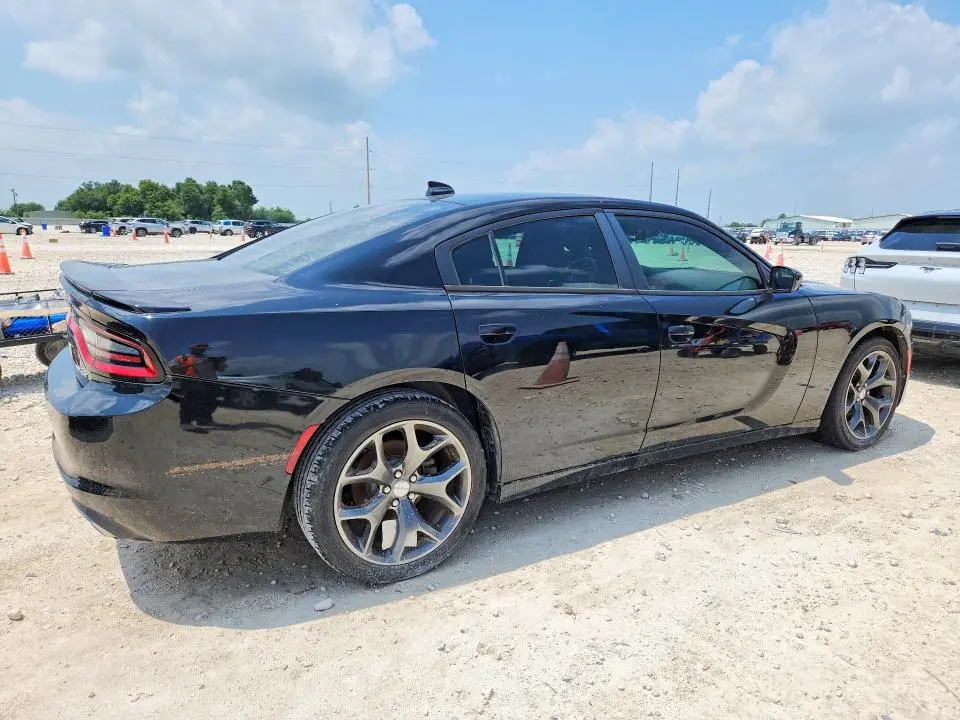 2015 DODGE CHARGER SXT  