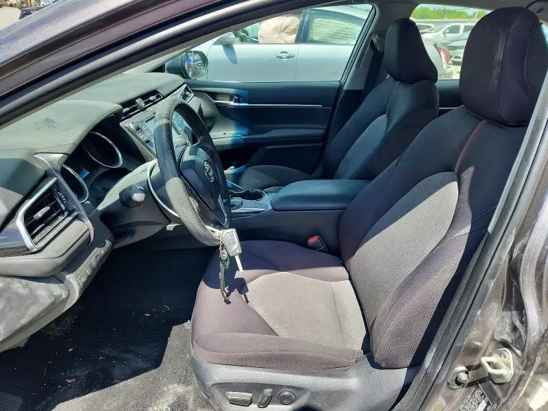2018 TOYOTA CAMRY LE  