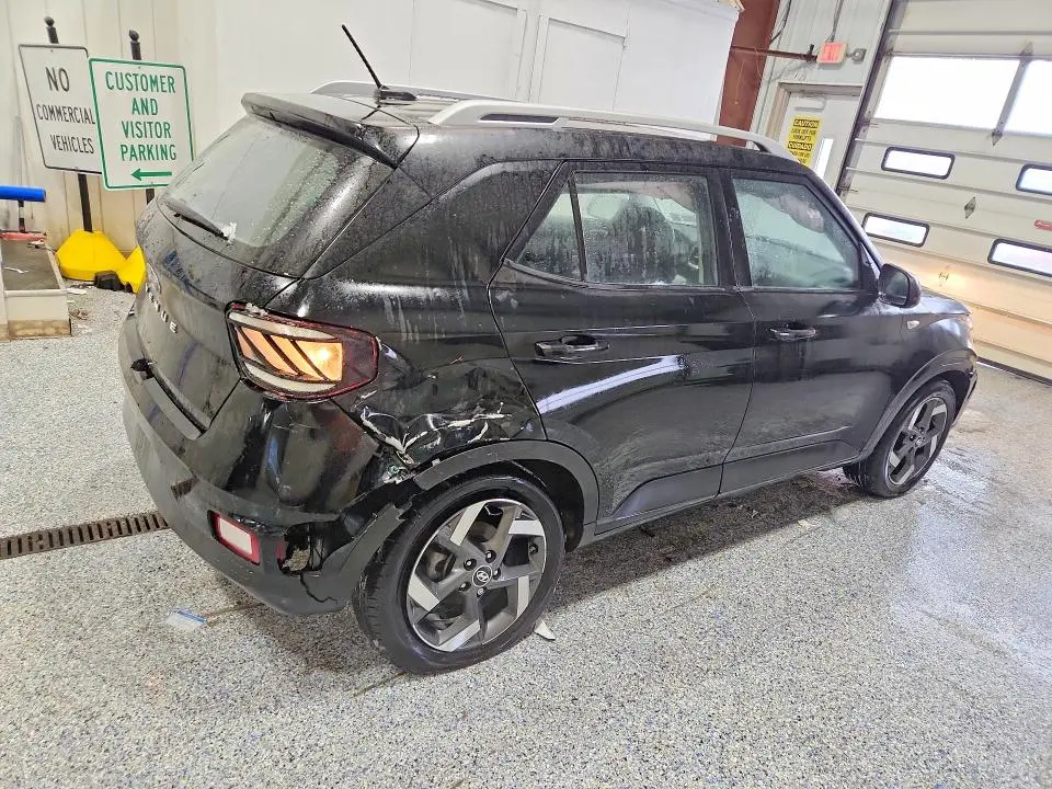 2025 HYUNDAI VENUE SEL  
