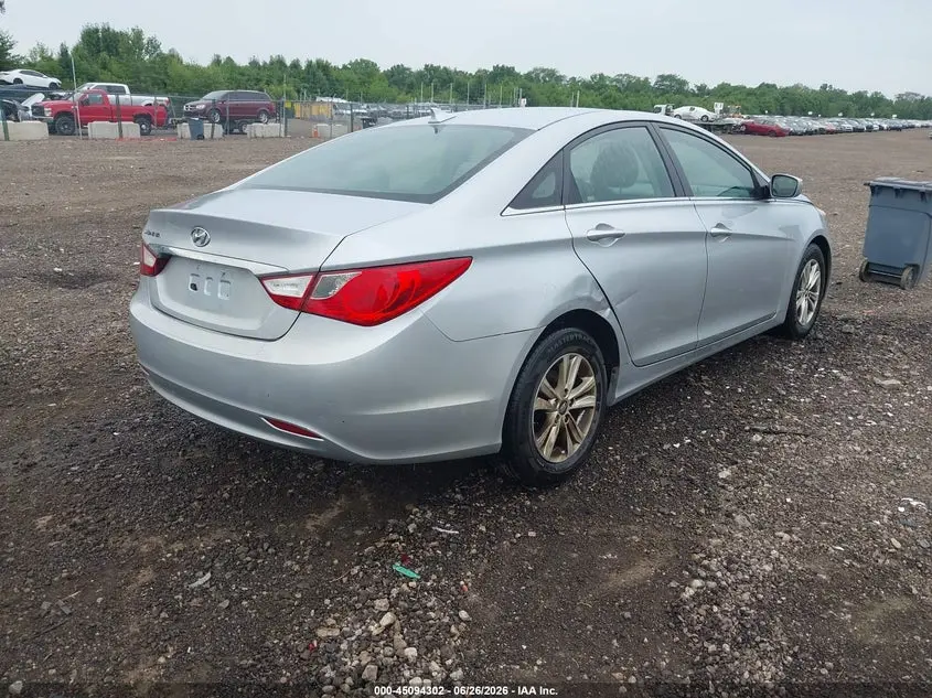 2012 HYUNDAI SONATA GLS