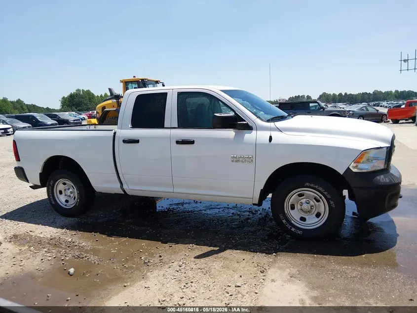 2017 RAM 1500 TRADESMAN  4X4 6'4 BOX