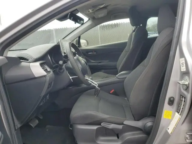 2020 TOYOTA C-HR XLE  