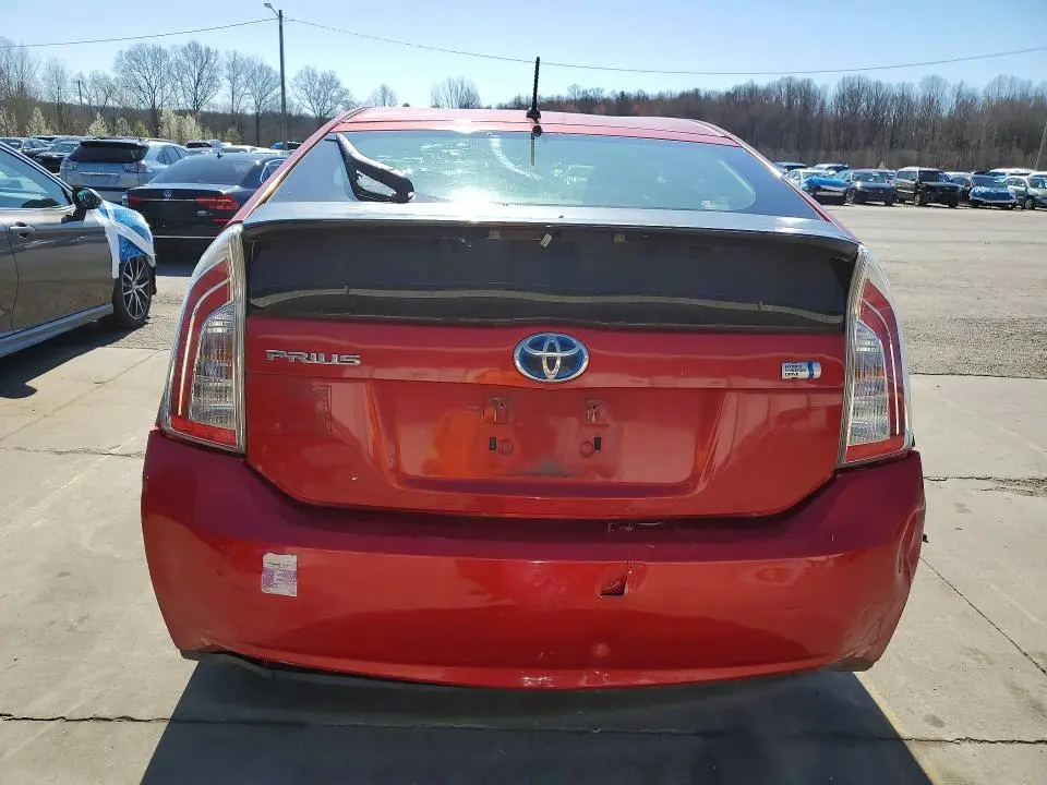 2013 TOYOTA PRIUS TWO  