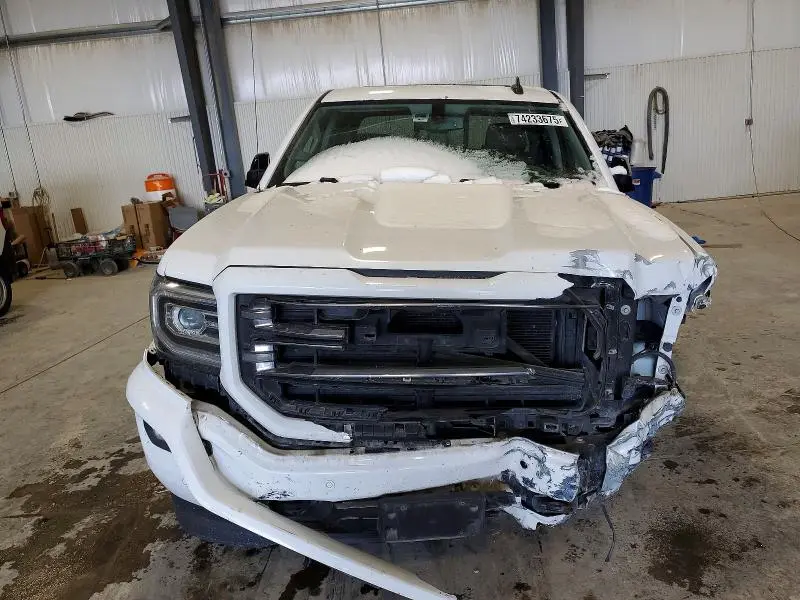 2017 GMC SIERRA K1500 SLT  