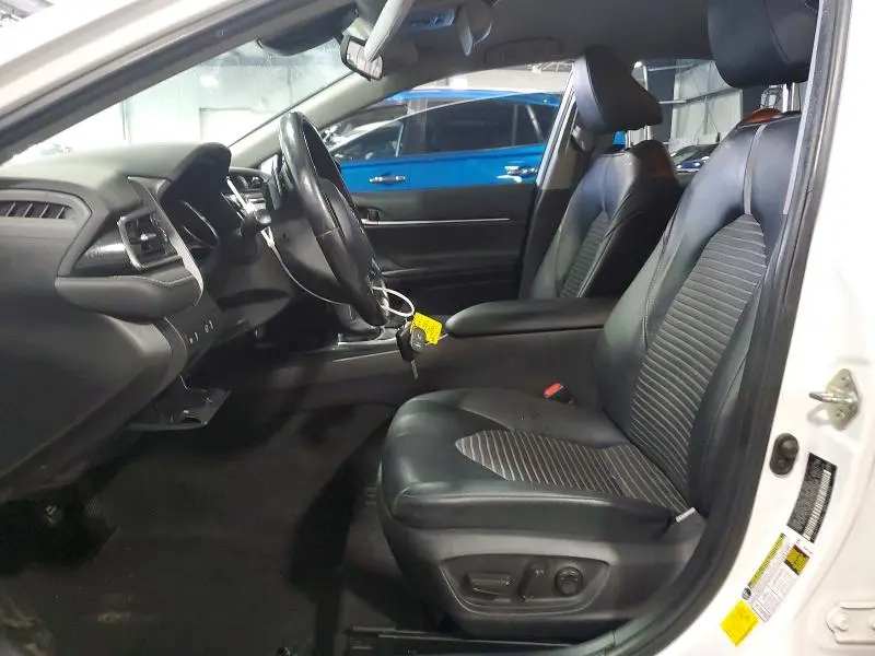 2020 TOYOTA CAMRY SE NIGHTSHADE  