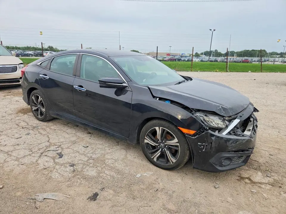 2017 HONDA CIVIC TOURING  