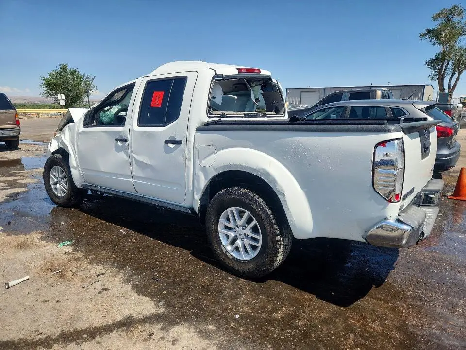 2016 NISSAN FRONTIER SV  