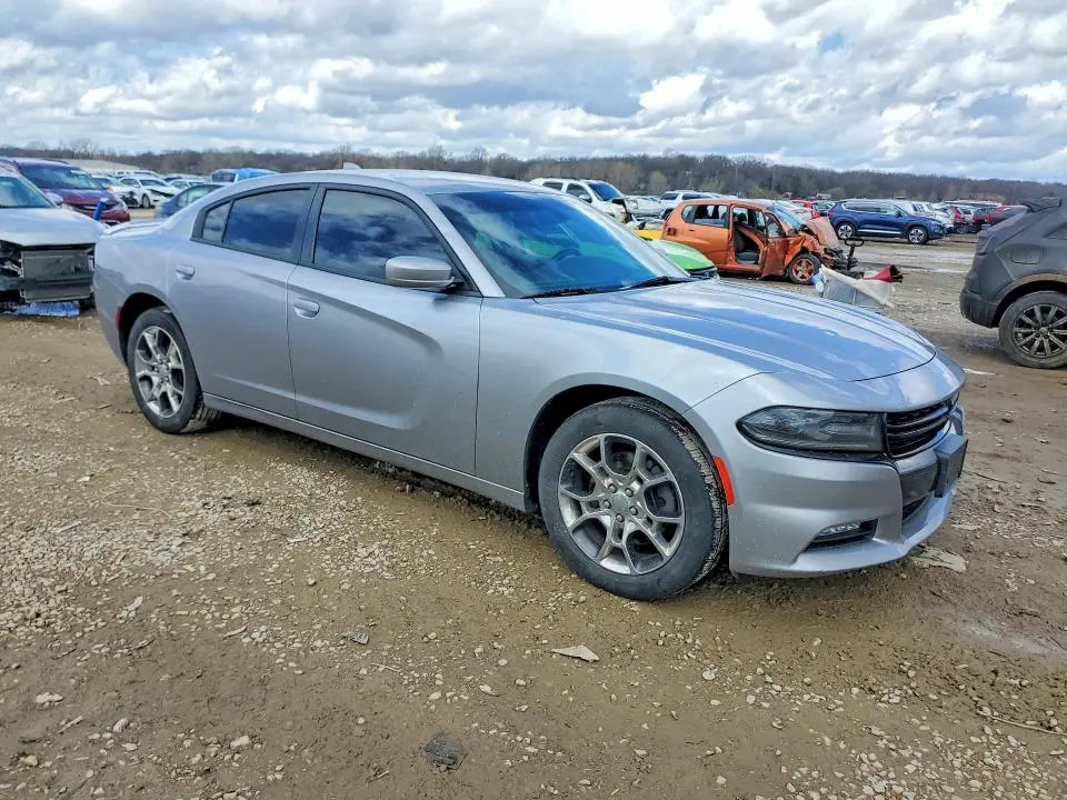 2016 DODGE CHARGER SXT  
