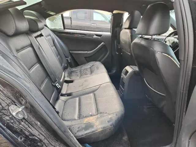 2018 VOLKSWAGEN JETTA SPORT  