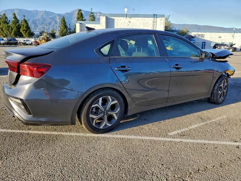 2021 KIA FORTE FE  